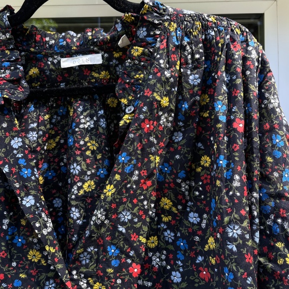 Doen Floral Blouse - Picture 8 of 9